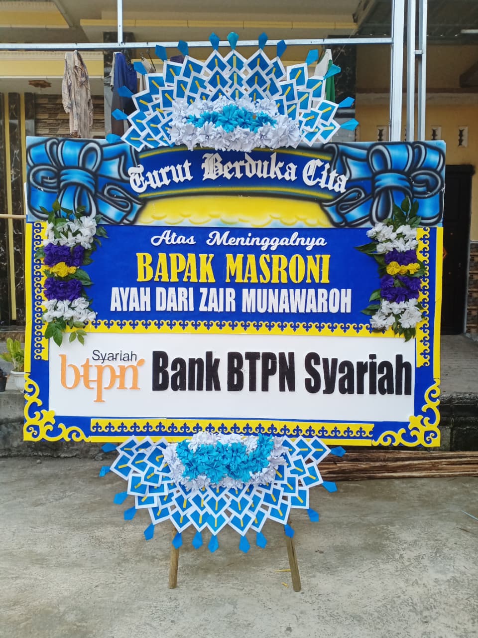 Karangan Bunga Demak