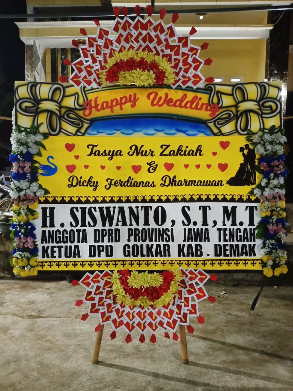 Karangan Bunga Demak